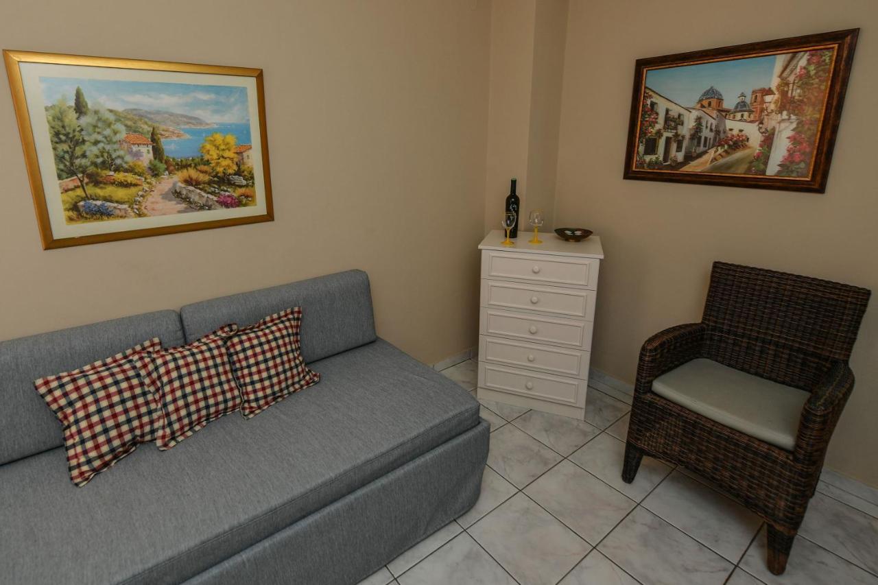Lida Apartments كالاماتا المظهر الخارجي الصورة
